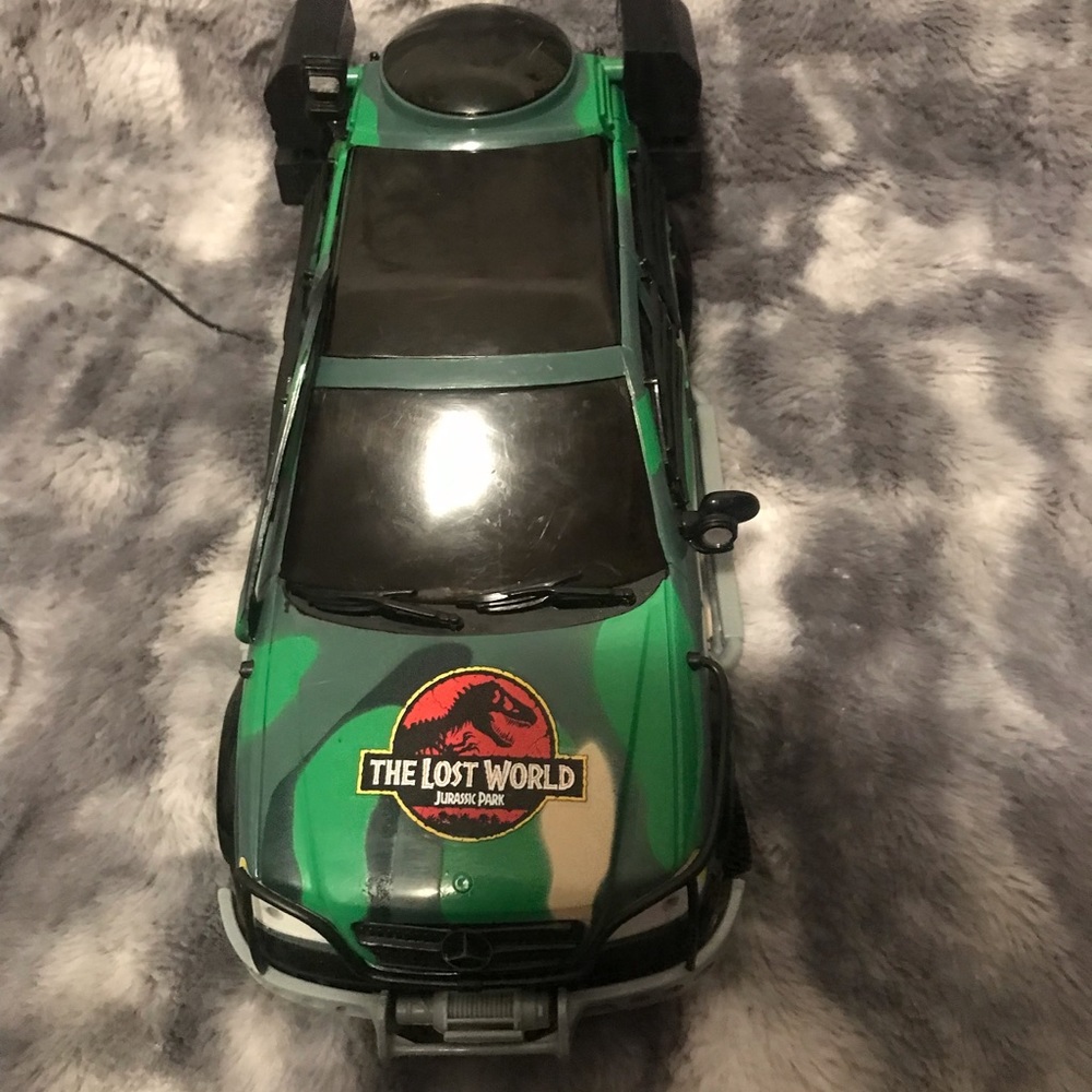 Jurassic Park The Lost World RC Car Mercedes Benz Toy Biz 1997. *RARE*